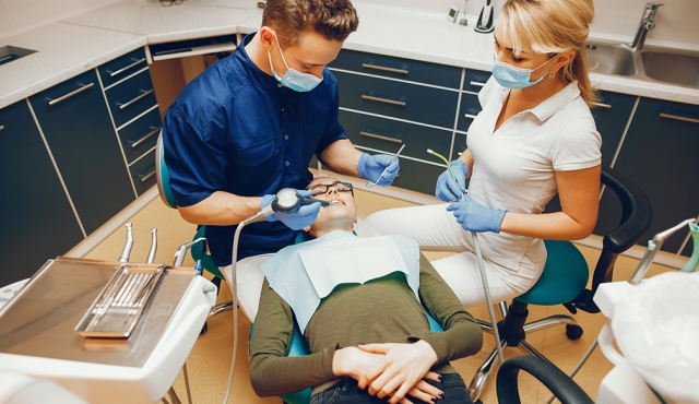 Como atrair mais pacientes para seu consultório odontológico?